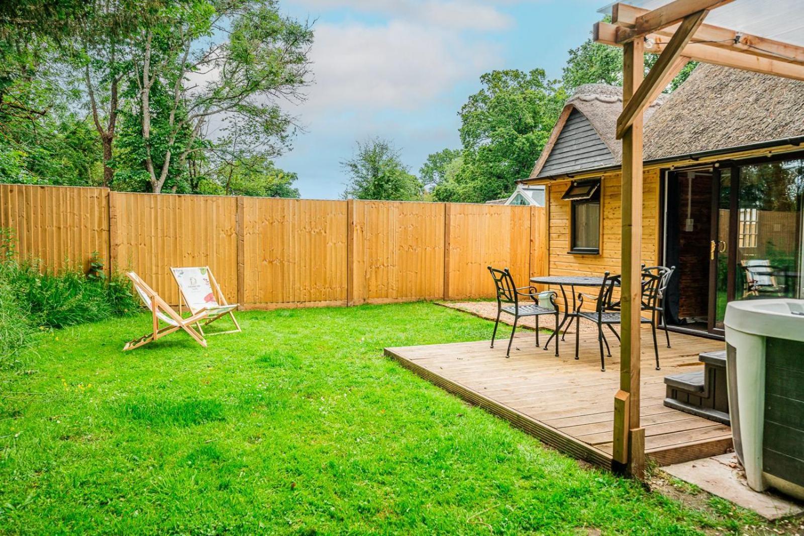 Cozy Cottage With Hot Tub! Cadnam Buitenkant foto